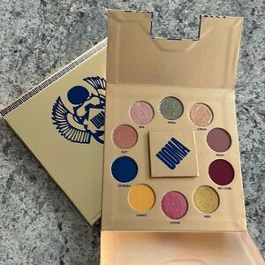 UOMA Salute To The Sun Color Palette